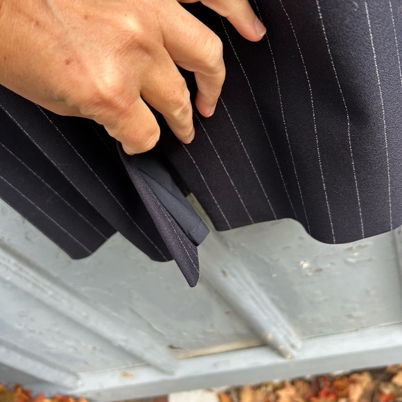 Boss Hugo Boss Pinstripe Shift, size 12 - Picture 7 of 11